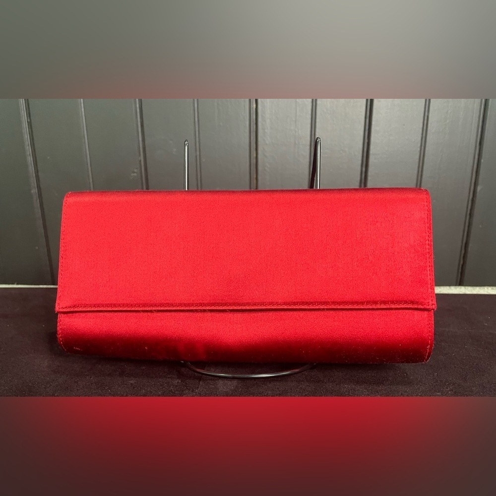 Fernanda Niven Red Chic Clutch
